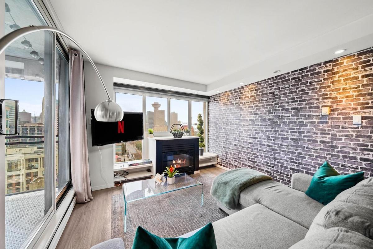 Beautiful 2 Bed Home Dt With Free Parking Vancouver Exteriör bild