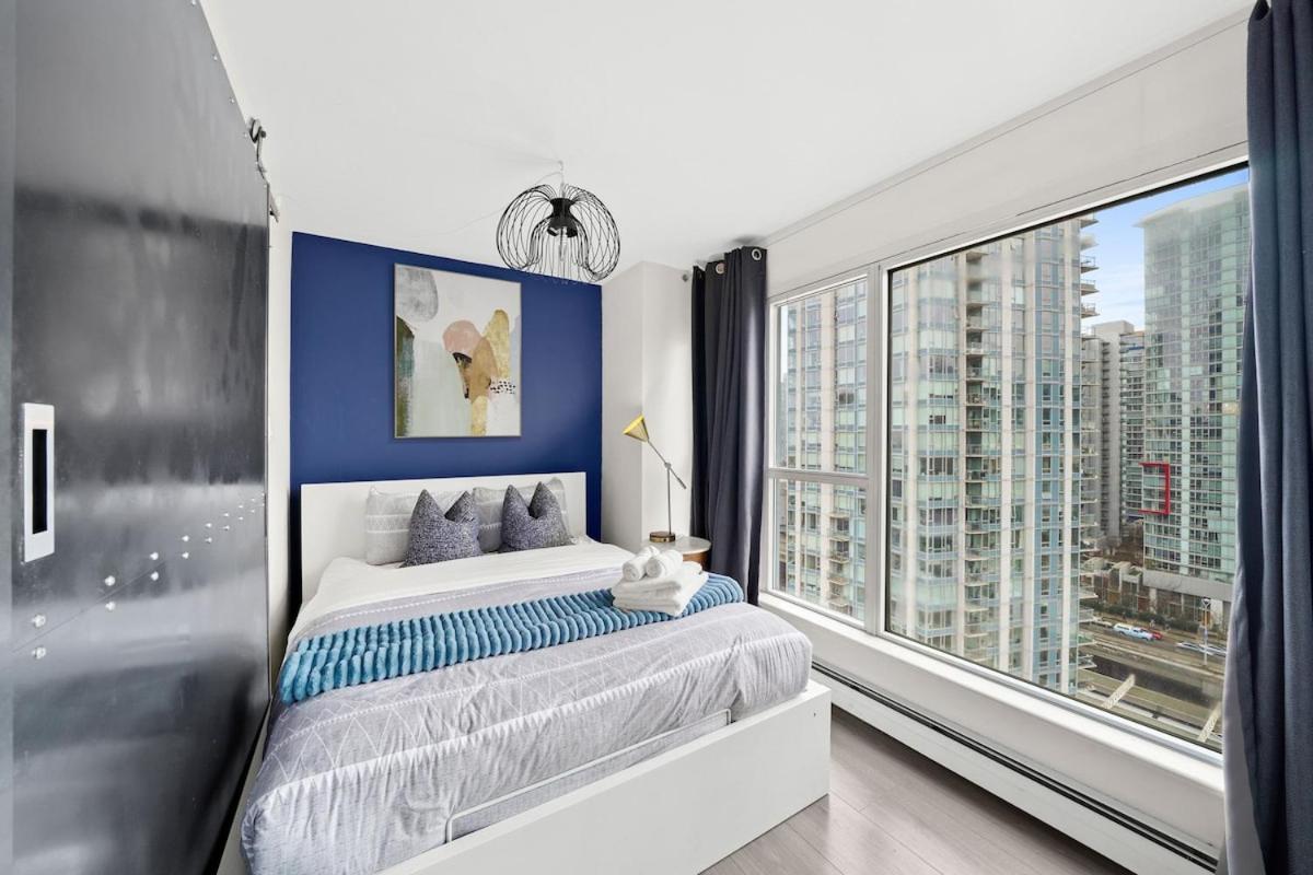 Beautiful 2 Bed Home Dt With Free Parking Vancouver Exteriör bild